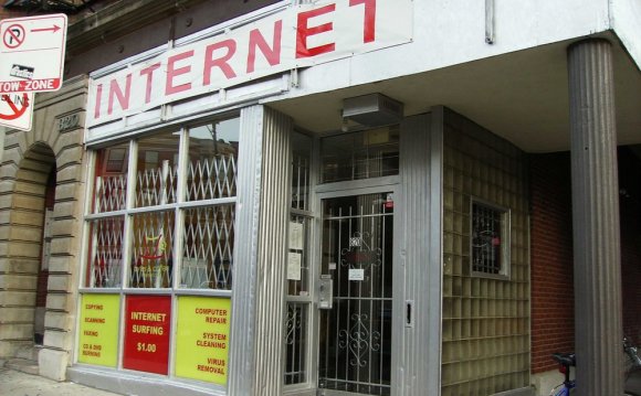 Internet cafes Chicago